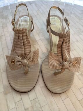 Chanel Vintage EU 36.5 CC Logo Pearl Low Kitten Heel Sandals Authentic